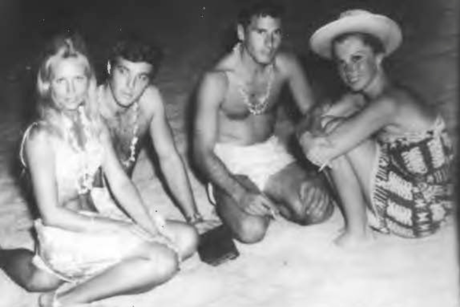 Georges De Giorgio Beach With Friends